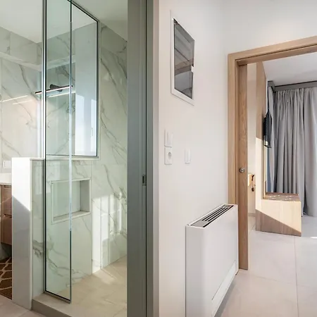 Sofia's Estates - Savvas -adults Only- Cos